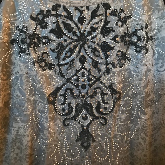 NWOT Embellished Tee with Lace Sleeve - Picture 4 of 5